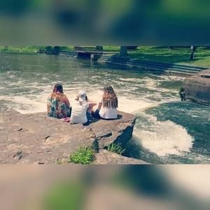 Meet your Posher, Chloe