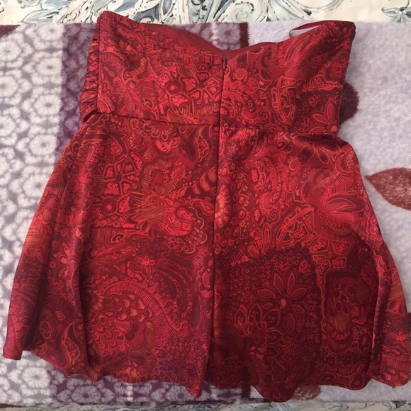 Nwot strapless red top from Banana Republic - Picture 2 of 5