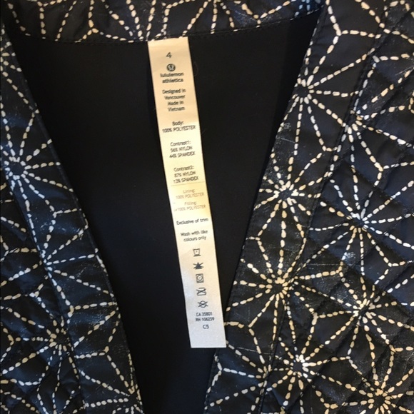 Lululemon track jacket - Picture 3 of 3