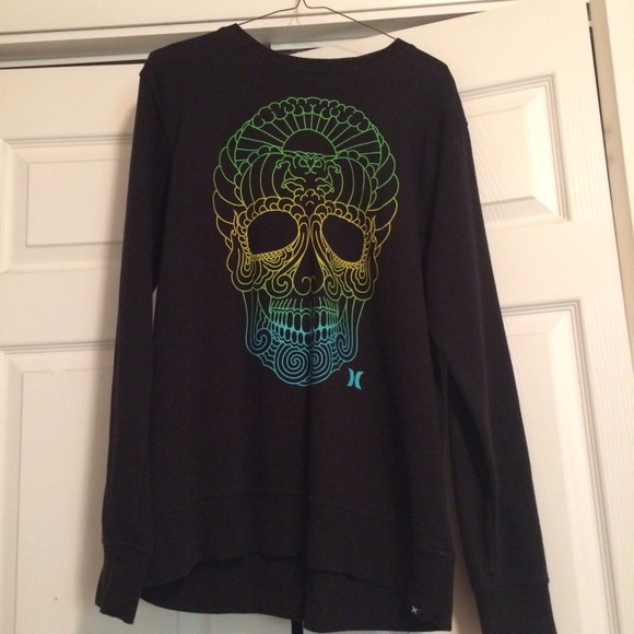Long sleeve soft Hurley sweatshirt