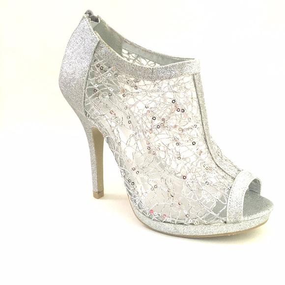 54 off French Kiss Shoes Wedding Heels from Katrina�s