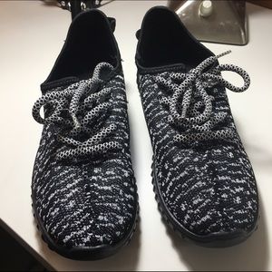 Black Sneakers / Tennis Shoes