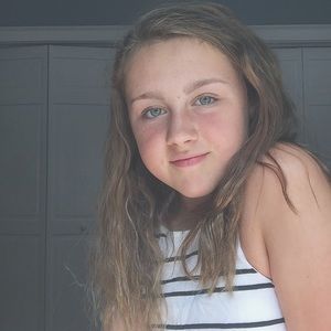 Meet your Posher, Ava