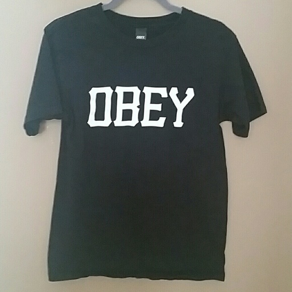 Obey T-shirt