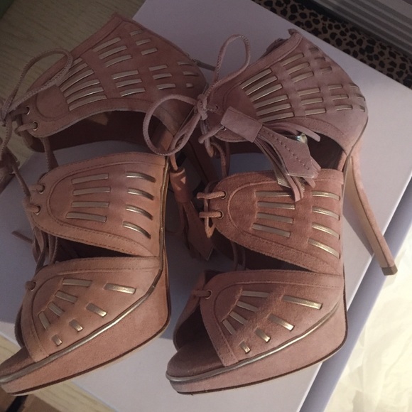 Christian Dior Heels - Picture 2 of 4