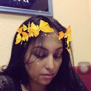 Meet your Posher, Alondra