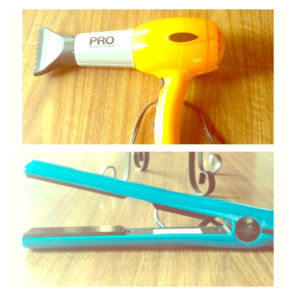 🎉FLASH SALE🎉Hair dryer and hair iron bundle