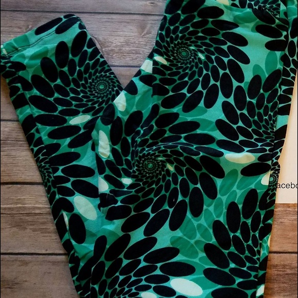 Lularoe Swirl Leggings