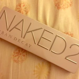 Naked 2 Pallate