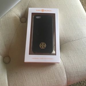 Tory Burch iPhone 5 case