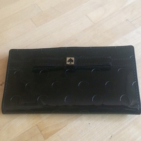 kate spade Handbags - Kate Spade Black Polka Dot Wallet