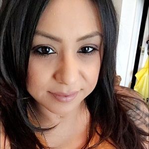Meet your Posher, Valerie