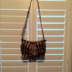 Burberry cross body handbag