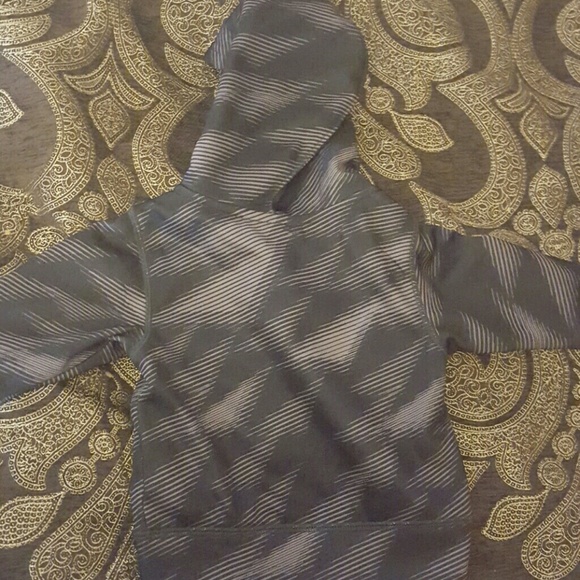 Under Armer jacket - Picture 3 of 3