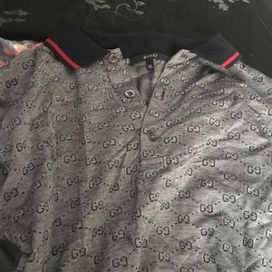 Authentic men's/women Gucci shirt