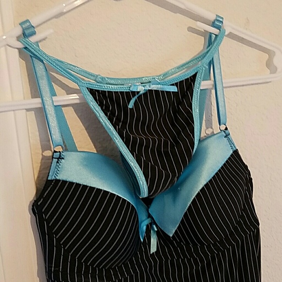 💥 Lingerie - Picture 2 of 4