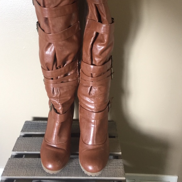 Tall Camel strappy heeled boots - Picture 2 of 4