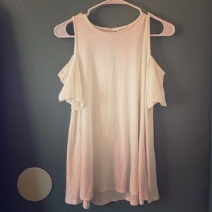 Off the shoulder short sleeve shirt