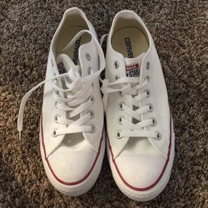 Very white new low top converse- worn once