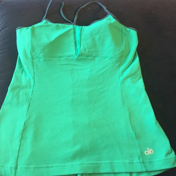 Alo yoga top