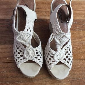 LUCKY BRAND SUMMER WEDGES