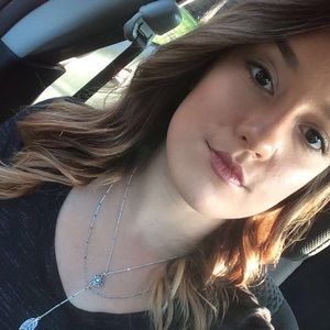 Meet your Posher, Sierra