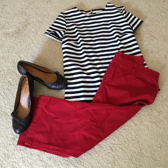 Red Capris