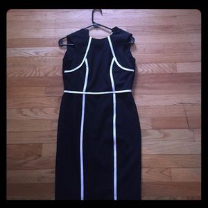 Black and white sleek Calvin Klein dress! 0P