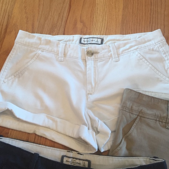 A&F Shorts Lot - Size 6 - Picture 2 of 4