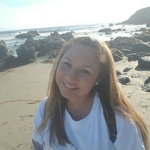 Meet your Posher, Jillian