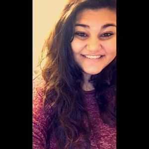 Meet your Posher, Alia