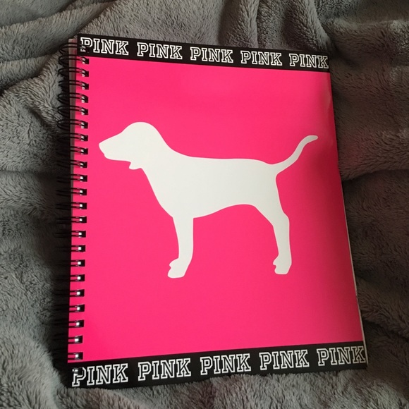 Victoria's Secret Pink Planner (2016-2017)