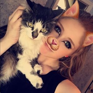 Meet your Posher, Kelly