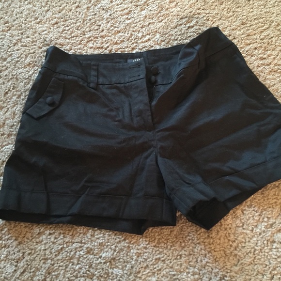 Black H&M shorts - size 8