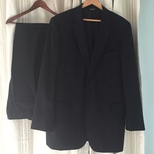Jos A Bank Signature Black Suit