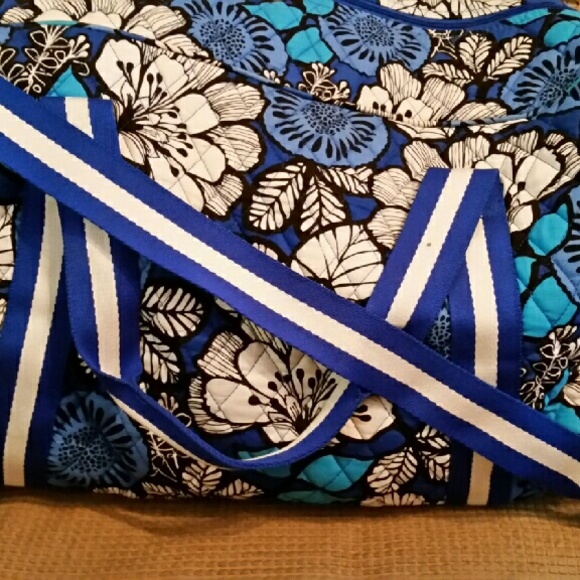 Vera Bradley Blue Bayou travel bag