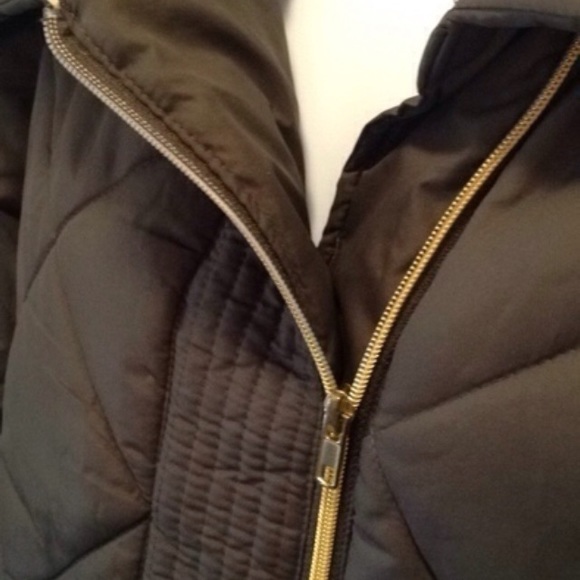 Perfect fall coat - Picture 3 of 4
