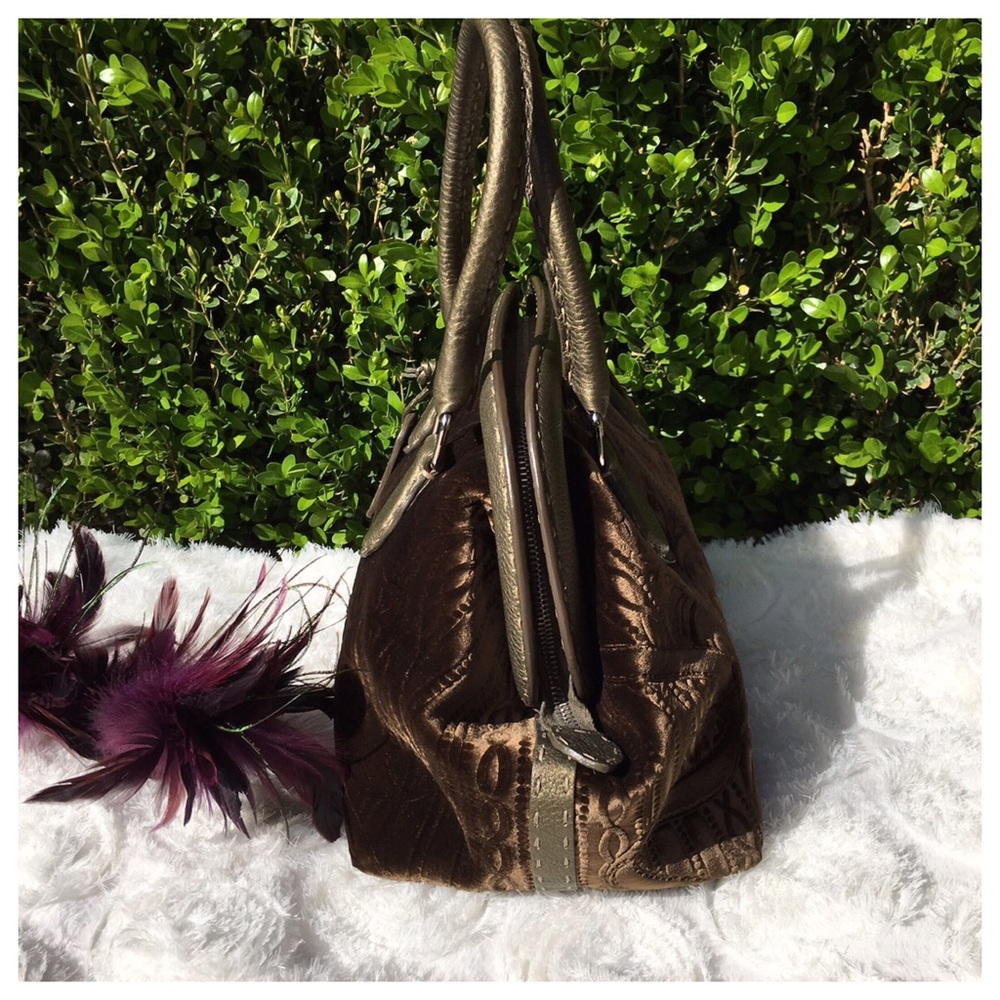 VINTAGE FENDI VELVET OLIVE GREEN SELLERIA BAG - Picture 3 of 7