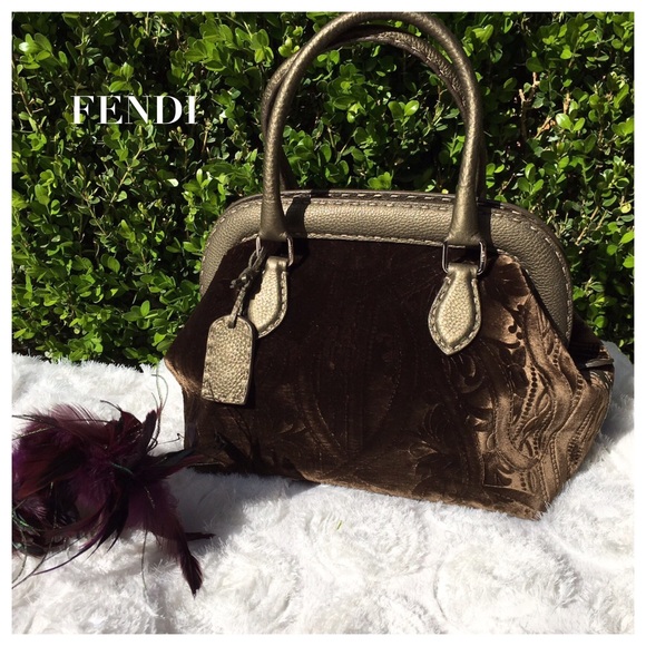 VINTAGE FENDI VELVET OLIVE GREEN SELLERIA BAG - Picture 7 of 7