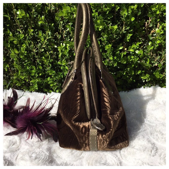 VINTAGE FENDI VELVET OLIVE GREEN SELLERIA BAG - Picture 3 of 7