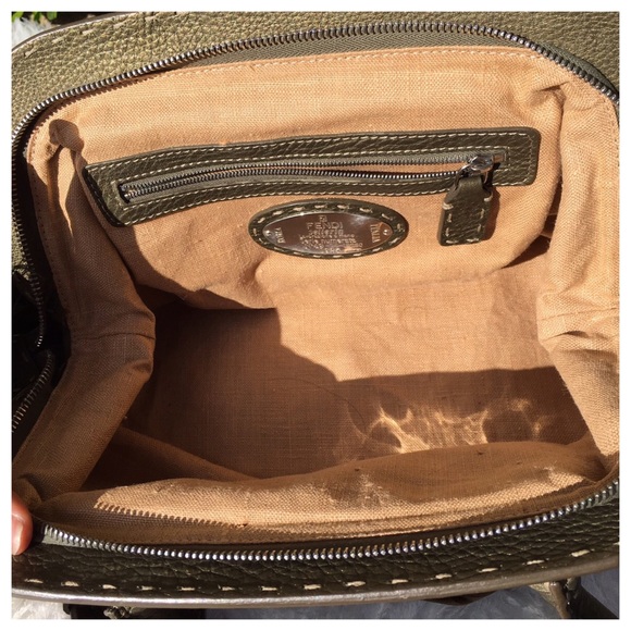 VINTAGE FENDI VELVET OLIVE GREEN SELLERIA BAG - Picture 6 of 7