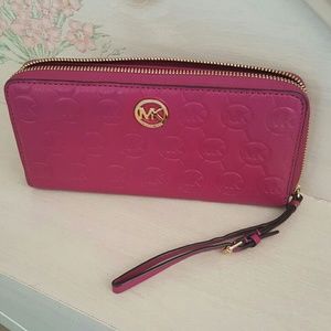 Fushia zip around wallet