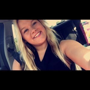 Meet your Posher, Rebecca