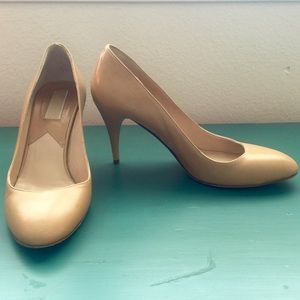 Michael Kors Nude Pumps