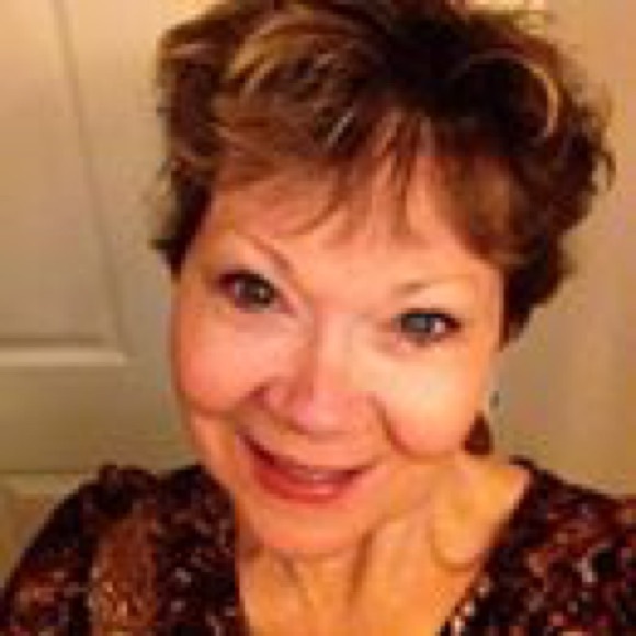 Meet your Posher, Ann - Picture 3 of 4