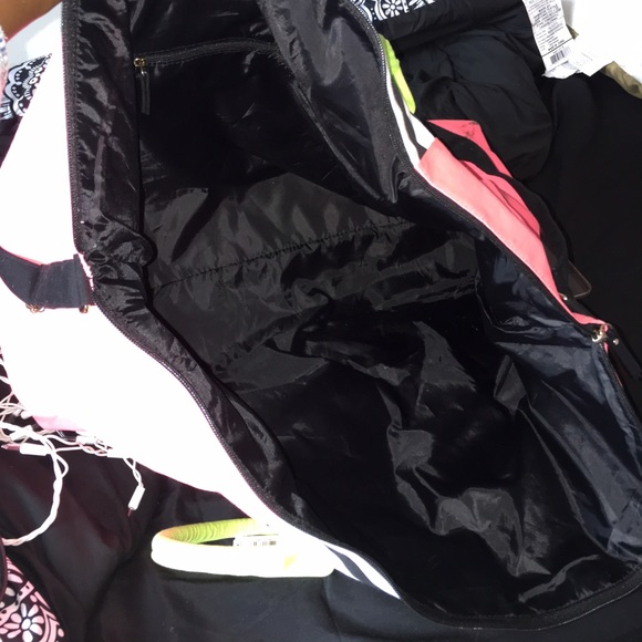 Victoria Secret Travel Bag W/ Mini Bag - Picture 3 of 4