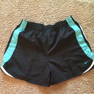 Nike running shorts - M
