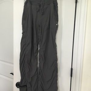 Size 8 Lined studio pant