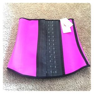 Pink/fusia waist trainer