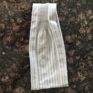 Lululemon bangs back head wrap